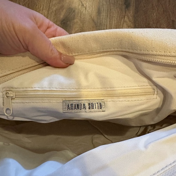 Vintage Dead Stock Amanda Smith Duffle - Picture 3 of 10